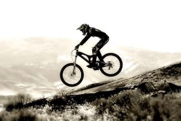 "Awesome Land: Women of Dirt"